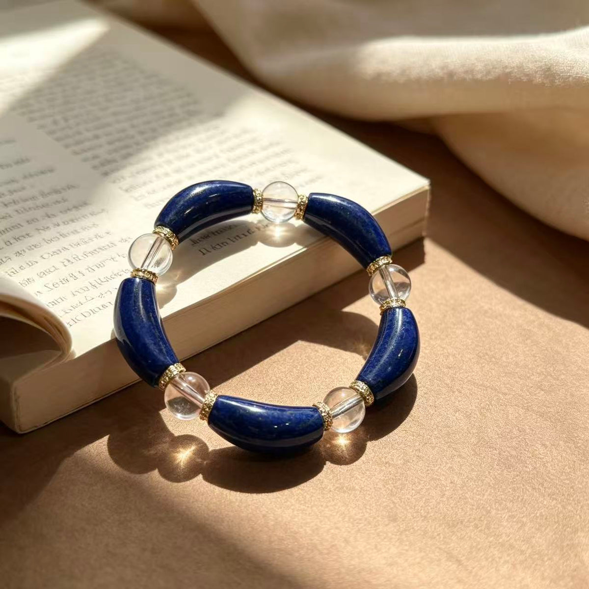 Crystal Paradise Lapis Lazuli & Clear Quartz Floral Bracelet – Handmade Lucky Wealth Crystal Bracelet 💙🌸