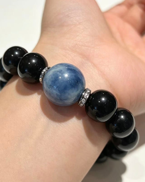 Crystal Paradise Midnight Guardian Bracelet – Handmade Kyanite & Black Obsidian Energy Bracelet 💙🖤