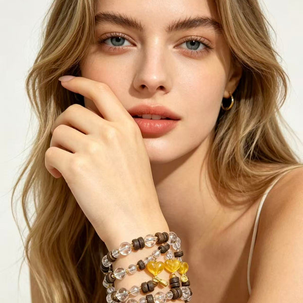 Crystal Paradise White Quartz Agarwood Amber Bracelet – Handmade Healing Energy Bracelet with Peach Amber Charm 🌿