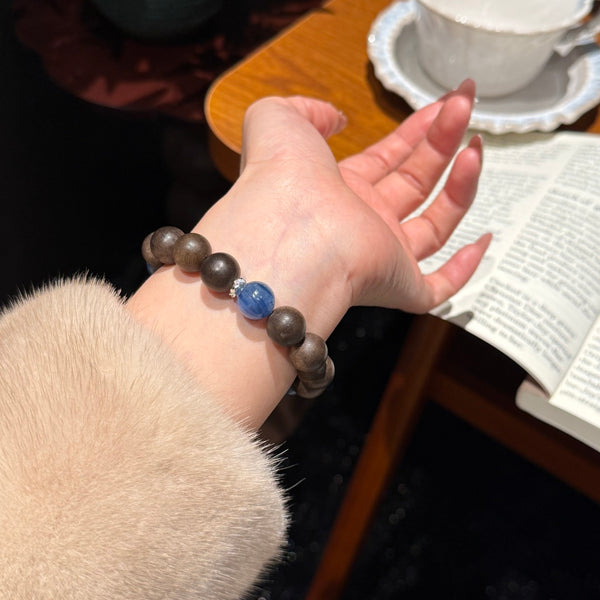 Crystal Paradise Blue Crystal & Agarwood Bracelet – Handmade Elastic Energy Bracelet